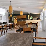 Dorman Hotel 3*