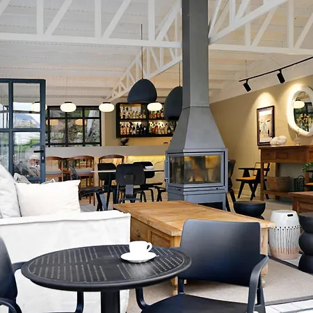 Dorman Hotel 4*