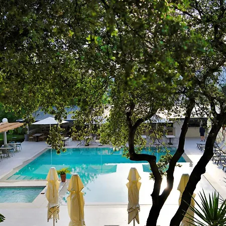 Dorman Hotel 4*